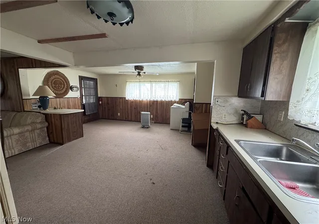 Photo 2 of Sale Pending at 122 Norwood Ave, Sandusky, OH 44870 | MLS# 5249218 | Listing updated on 2026-10-05