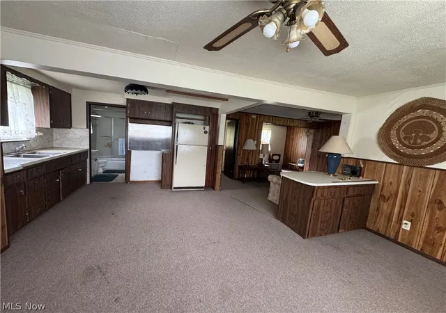 Photo 3 of Sale Pending at 122 Norwood Ave, Sandusky, OH 44870 | MLS# 5249218 | Listing updated on 2026-10-05