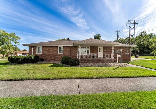 Single family home for sale at 2502 E 35th Street, Lorain, OH 44055 | MLS# 5247860