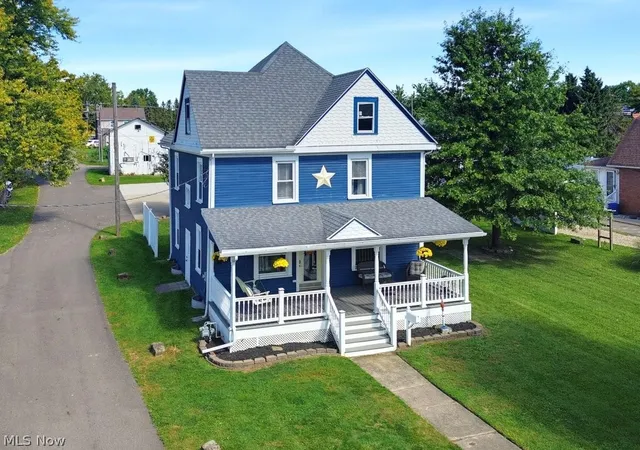 Photo 2 of Sale Pending at 122 Wooster St Ne, Navarre, OH 44662 | MLS# 5249605 | Listing updated on 2026-10-04