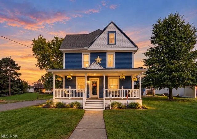 Photo 3 of Sale Pending at 122 Wooster St Ne, Navarre, OH 44662 | MLS# 5249605 | Listing updated on 2026-10-04