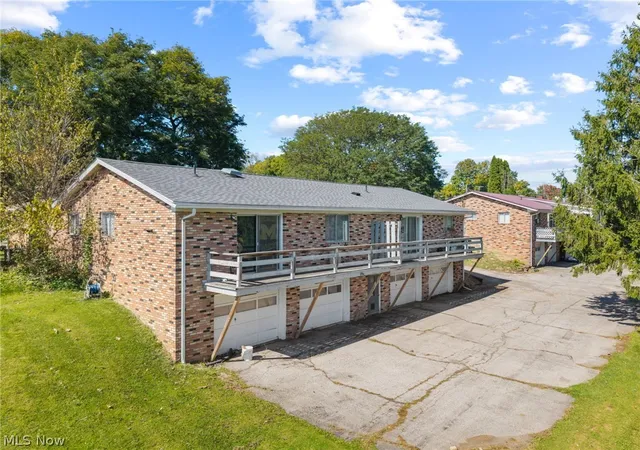 Photo 3 of Multi family home for sale at 104 Brookwood Way N, Mansfield, OH 44906 | MLS# 5241828 | Listing updated on 2026-10-01