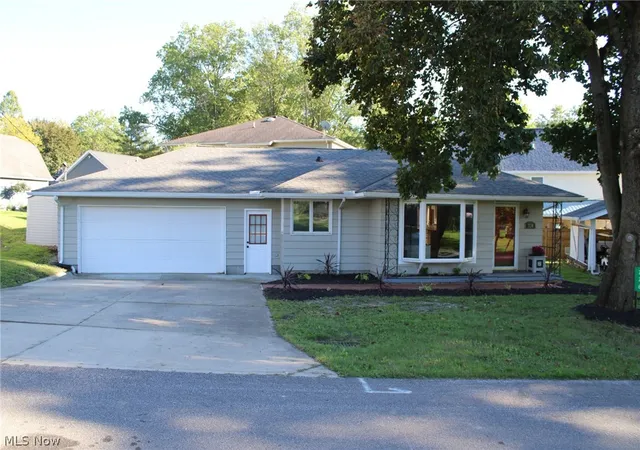 Photo 1 of Single family home for sale at 226 Willowwood Dr, Chippewa Lake, OH 44215 | MLS# 5249067 | Listing updated on 2026-10-11