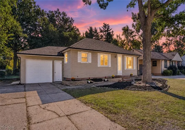 Photo 1 of Single family home for sale at 5861 Stearns Rd, North Olmsted, OH 44070 | MLS# 5249357 | Listing updated on 2026-10-08