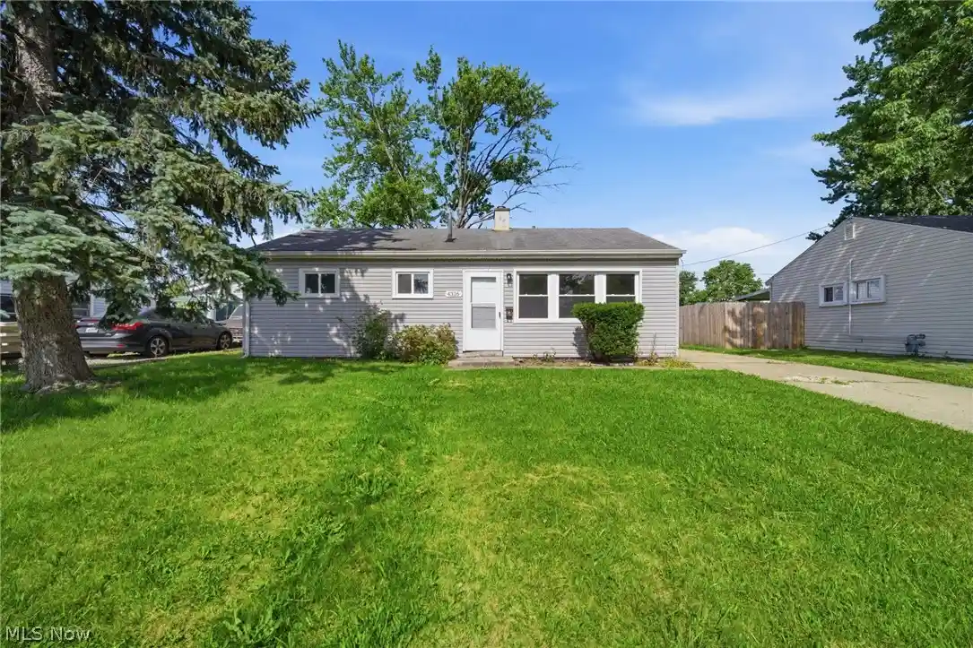 Photo 1 of Sale Pending at 4316 Charleston Ave, Lorain, OH 44055 | MLS# 5249582 | Listing updated on 2026-10-29