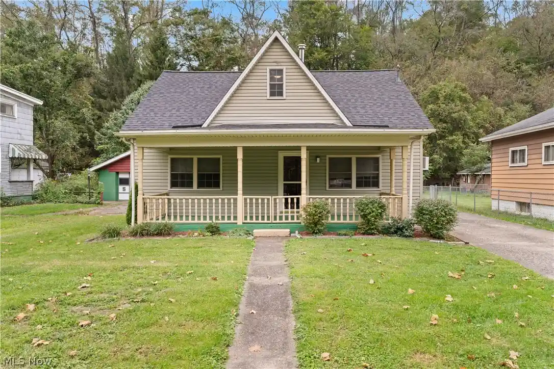 Photo 1 of Single family home for sale at 4968 State Route 150, Dillonvale, OH 43917 | MLS# 5249333 | Listing updated on 2026-10-21