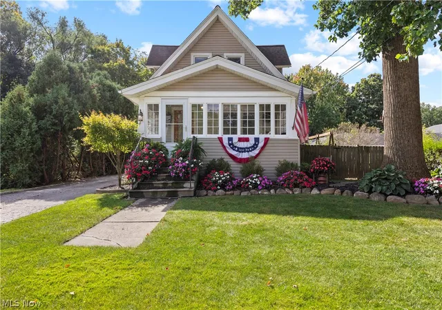 Photo 1 of Sale Pending at 41825 Adelbert St, Elyria, OH 44035 | MLS# 5248037 | Listing updated on 2026-10-01