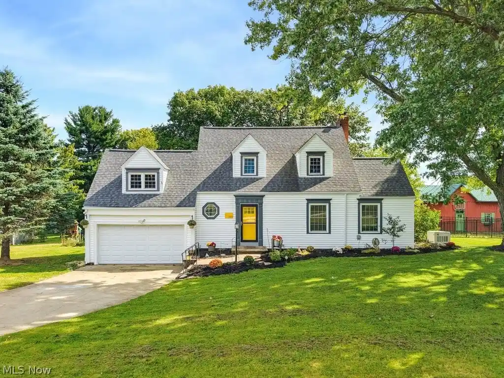Photo 1 of Single family home for sale at 149 N Medina Line Rd, Medina, OH 44256 | MLS# 5249435 | Listing updated on 2026-10-25