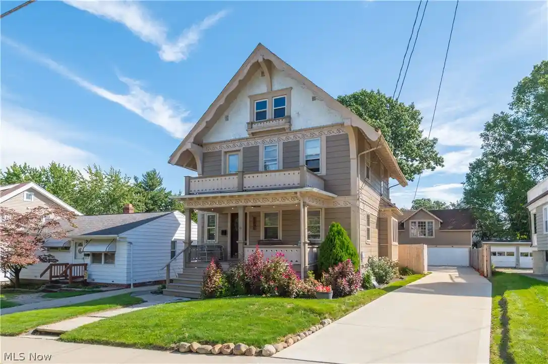 Photo 1 of Single family home for sale at 1465 Lakewood Ave, Lakewood, OH 44107 | MLS# 5249656 | Listing updated on 2026-10-20