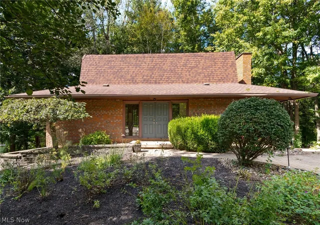 Single family home for sale at 2440 Townsend Dr, Wooster, OH 44691 | MLS# 5249540