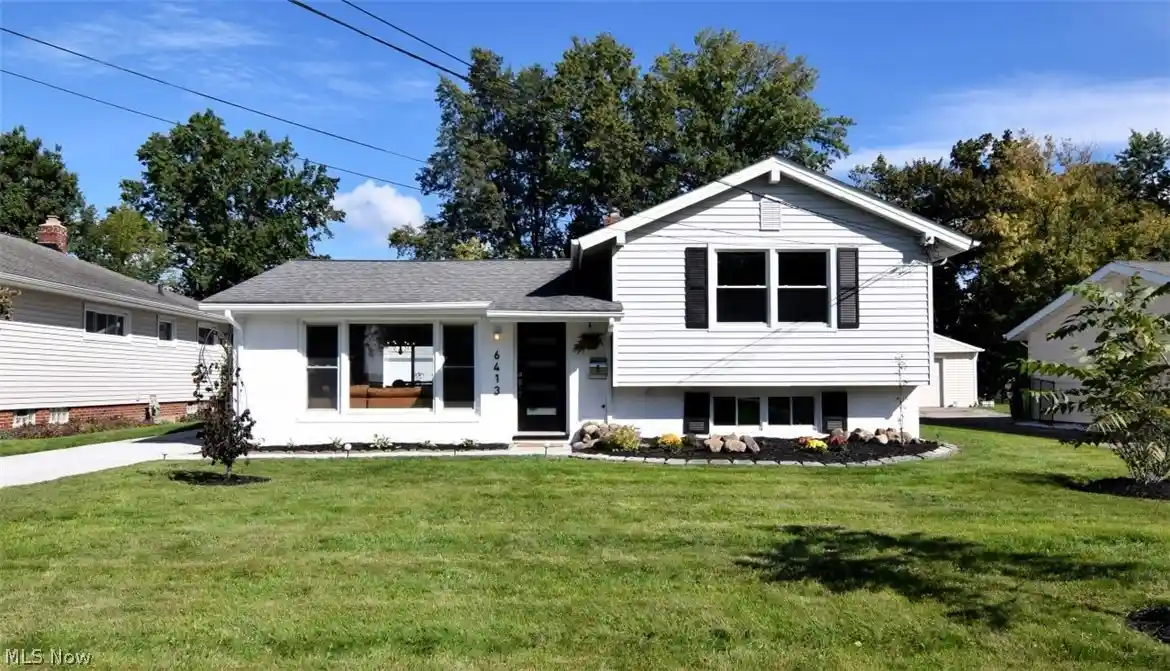 Photo 1 of Single family home for sale at 6413 Longridge Rd, Cleveland, OH 44124 | MLS# 5248573 | Listing updated on 2026-10-12