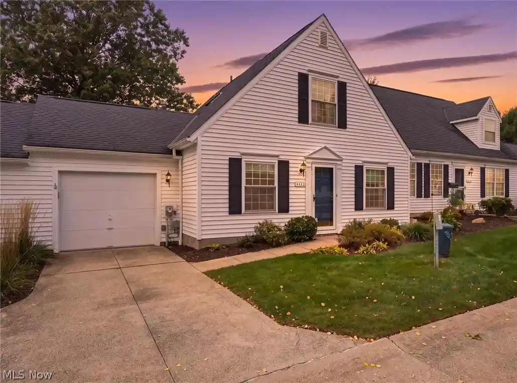 Photo 1 of Sale Pending at 3414 E Prescott Cir, Cuyahoga Falls, OH 44223 | MLS# 5249611 | Listing updated on 2026-10-23