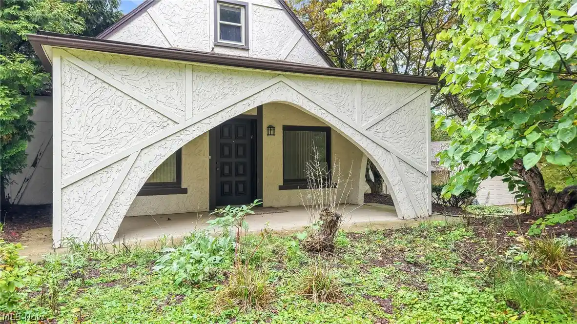 Photo 1 of Single family home for sale at 4874 Logan Way, Hubbard, OH 44425 | MLS# 5249684 | Listing updated on 2026-10-14