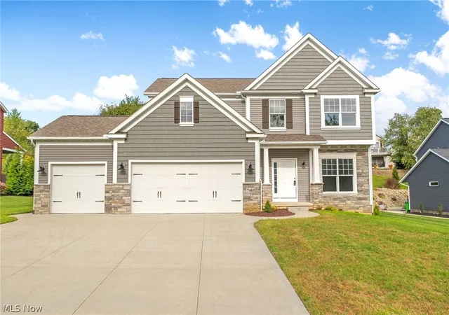 Photo 1 of Single family home for sale at 7469 Emerald Glen Ave Nw, Canal Fulton, OH 44614 | MLS# 5248477 | Listing updated on 2026-10-01
