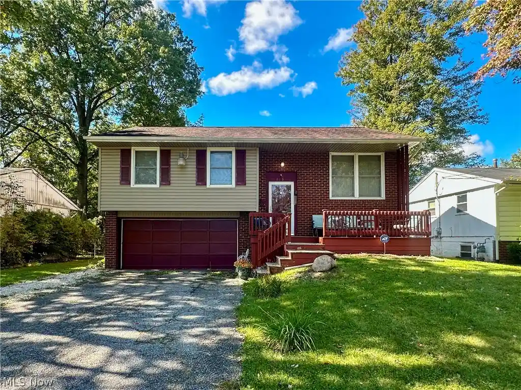 Photo 1 of Single family home for sale at 865 Landsdowne Ave Nw, Warren, OH 44485 | MLS# 5249782 | Listing updated on 2026-10-14