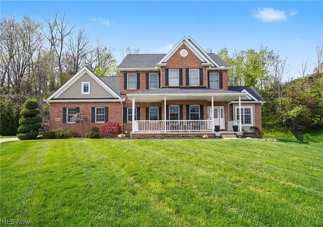 Photo 1 of Sale Pending at 2541 Turf Paradise Dr, Stow, OH 44224 | MLS# 5249818 | Listing updated on 2026-10-08
