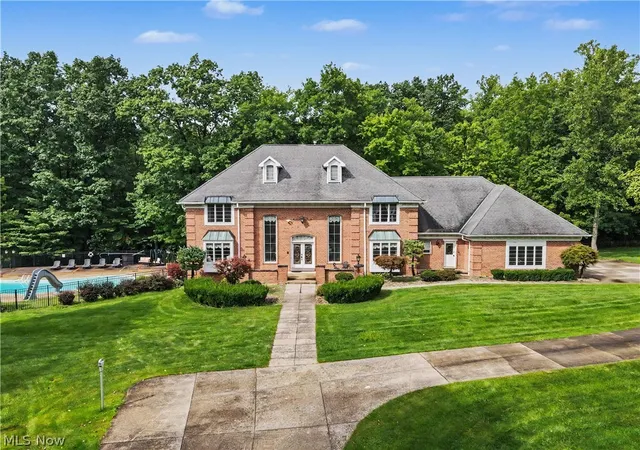 Photo 1 of Mansion for sale at 1295 Connecticut Woods Dr, Hudson, OH 44236 | MLS# 5240365 | Listing updated on 2026-10-02