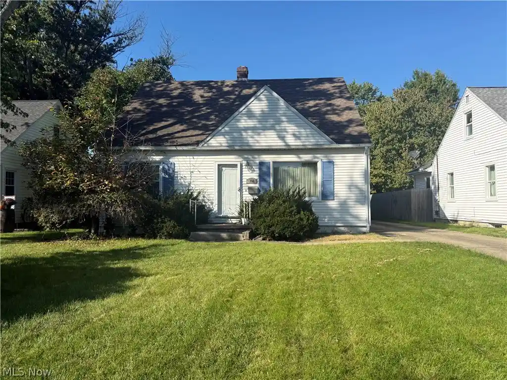 Photo 1 of Sale Pending at 268 Dowd Rd, Elyria, OH 44035 | MLS# 5249713 | Listing updated on 2026-10-19