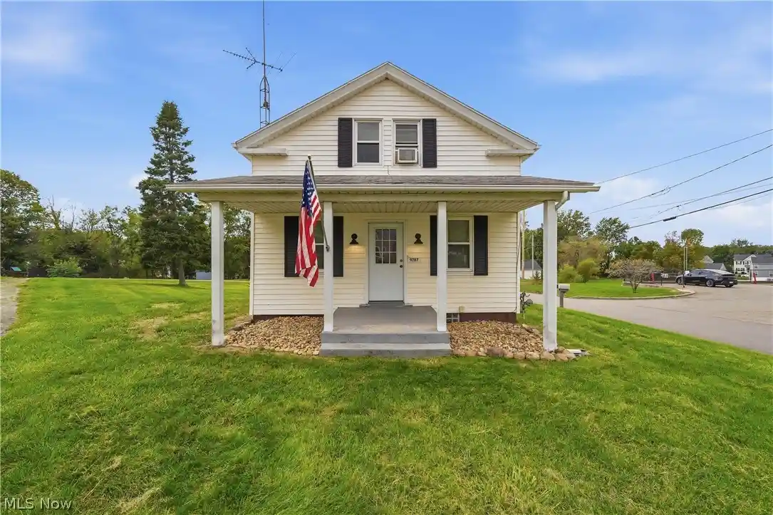 Single family home for sale at 9787 Cleveland Ave NW, Uniontown, OH 44685 | MLS# 5249765