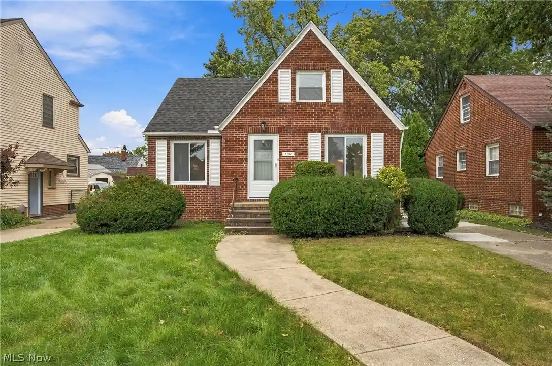 Single family home for sale at 7702 Southington Dr, Cleveland, OH 44129 | MLS# 5247191