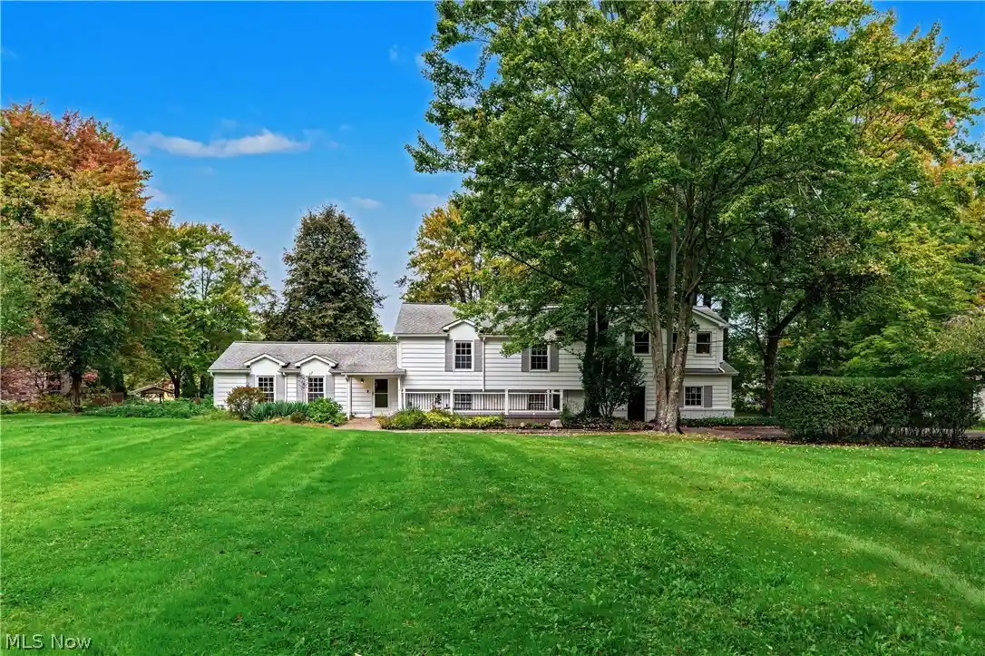 Single family home for sale at 18050 Elliott Dr, Chagrin Falls, OH 44023 | MLS# 5245173
