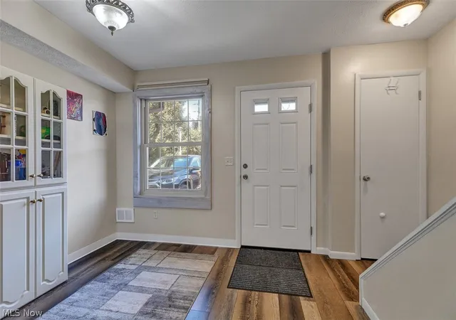 Listing Photo 5 - Condo for sale in building located at 5193 Cline Rd, Kent, OH 44240 - Unit #H
