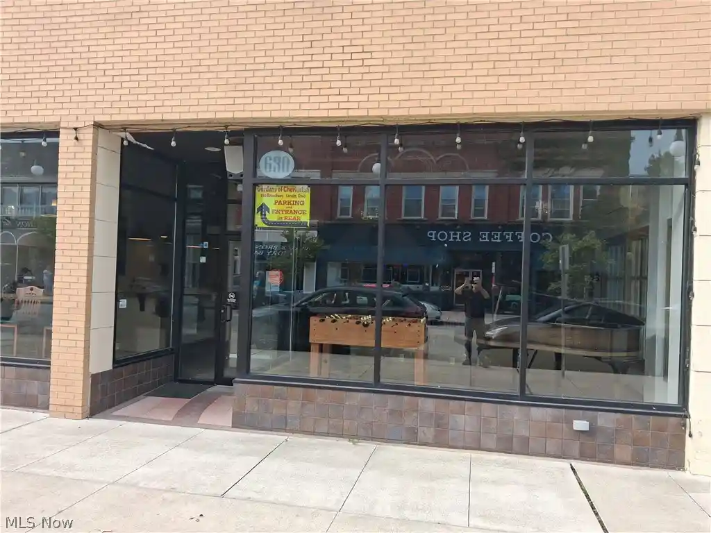 Listing Photo 2 - Condo for sale in 610 Broadway located at 610 Broadway, Lorain, OH 44052 - Unit 610 Broadway