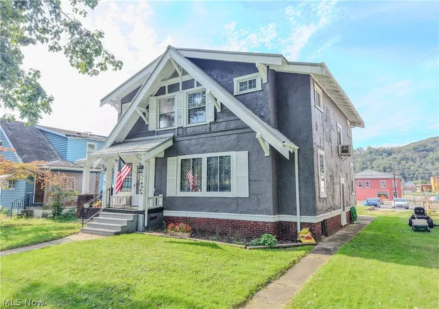 Photo 1 of Single family home for sale at 909 Riverside Ave, Wellsville, OH 43968 | MLS# 5249946 | Listing updated on 2026-10-02