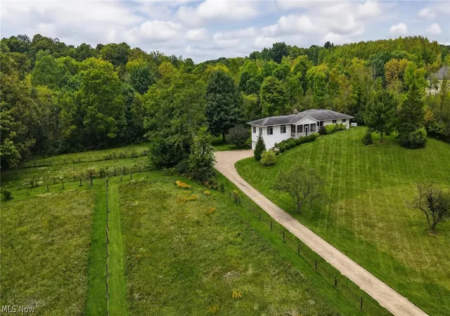 Photo 2 of Single family home for sale at 11226 Sperry Rd, Chesterland, OH 44026 | MLS# 5249938 | Listing updated on 2026-10-29