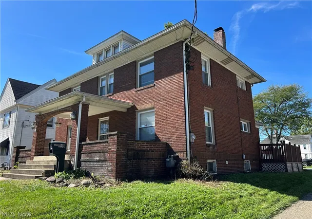 Photo 2 of Single family home for sale at 109 Main St N, Navarre, OH 44662 | MLS# 5249846 | Listing updated on 2026-10-04