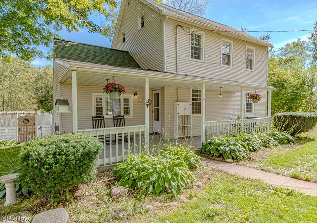 Photo 1 of Single family home for sale at 8600 High Ml Ave Nw, Canal Fulton, OH 44614 | MLS# 5249920 | Listing updated on 2026-10-06