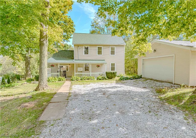 Photo 3 of Single family home for sale at 8600 High Ml Ave Nw, Canal Fulton, OH 44614 | MLS# 5249920 | Listing updated on 2026-10-06