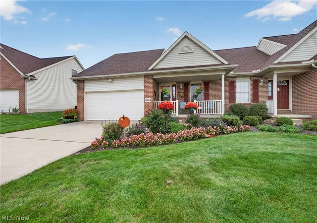 Photo 1 of Single family home for sale at 2043 Summer Evening Dr, Canal Fulton, OH 44614 | MLS# 5250041 | Listing updated on 2026-10-06