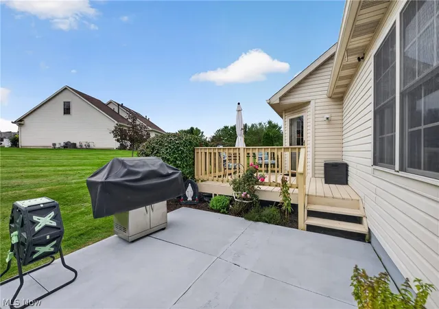 Photo 3 of Single family home for sale at 2043 Summer Evening Dr, Canal Fulton, OH 44614 | MLS# 5250041 | Listing updated on 2026-10-06
