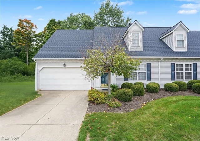 Listing Photo 1 - Condo for sale in building located at 5074 Portland Cvs, Stow, OH 44224