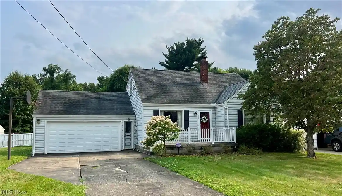 Single family home for sale at 2823 Noel Dr, Youngstown, OH 44509 | MLS# 5249931