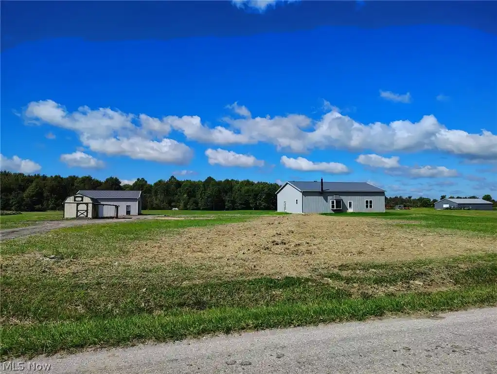 Single family home for sale at 290 Township Rd 581, Sullivan, OH 44880 | MLS# 5250069