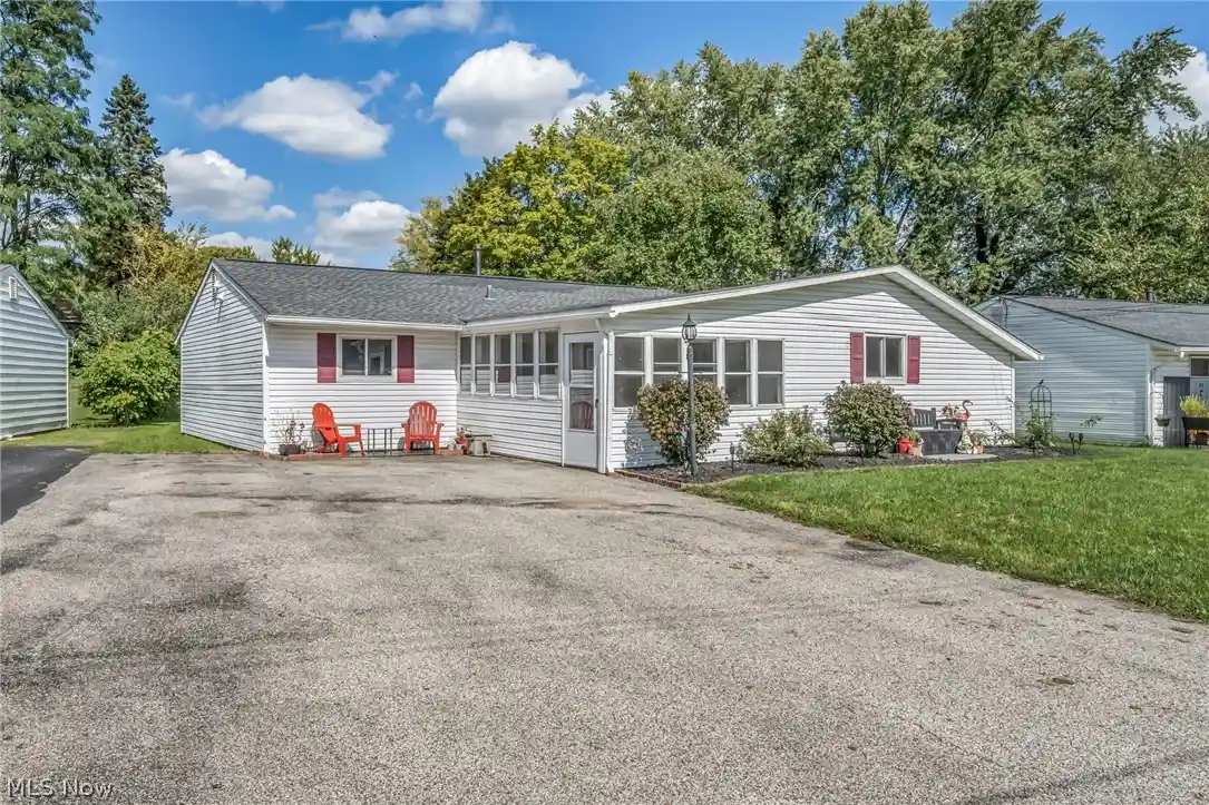 Photo 1 of Single family home for sale at 2633 Fairfax St, Streetsboro, OH 44241 | MLS# 5248719 | Listing updated on 2026-10-14