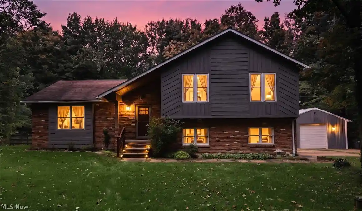 Photo 1 of Single family home for sale at 12945 Chamberlain Rd, Aurora, OH 44202 | MLS# 5248555 | Listing updated on 2026-10-20