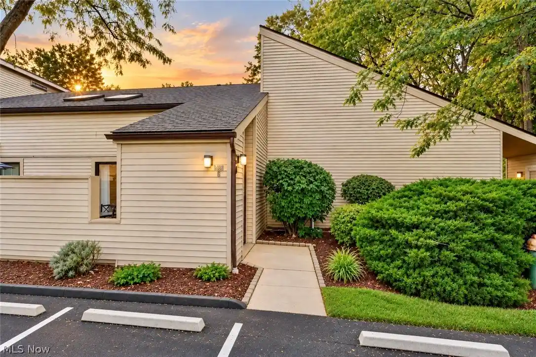 Listing Photo 1 - Condo for sale in 1460 Cedarwood Dr located at 1460 Cedarwood Dr, Westlake, OH 44145 - Unit #23G