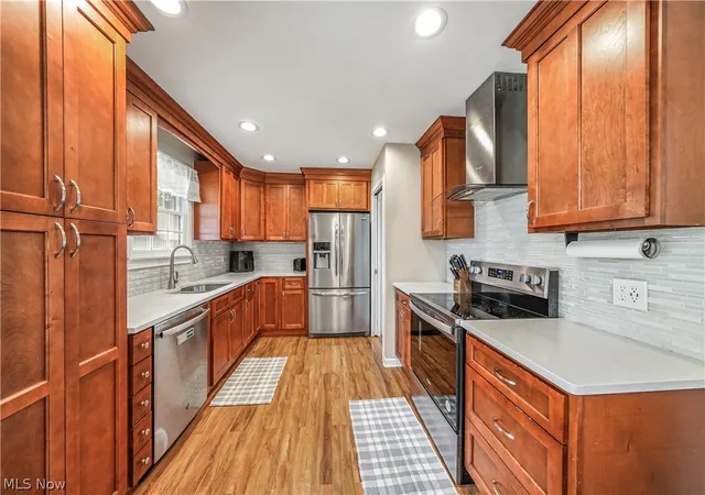 Photo 3 of Sale Pending at 114 S Point Dr, Avon Lake, OH 44012 | MLS# 5248457 | Listing updated on 2026-10-05