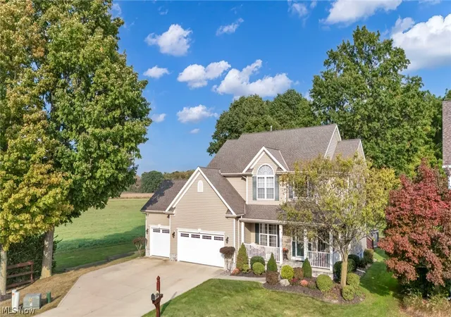Photo 1 of Sale Pending at 118 Bellmore St, Painesville, OH 44077 | MLS# 5250155 | Listing updated on 2026-10-04