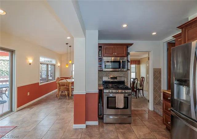 Photo 3 of Sale Pending at 3166 W 162nd Street, Cleveland, OH 44111 | MLS# 5249566 | Listing updated on 2026-10-06