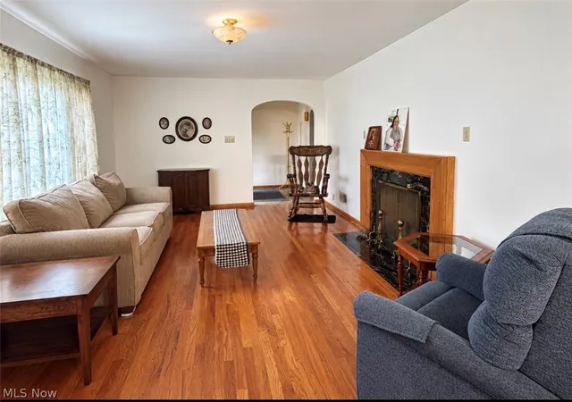 Photo 2 of Single family home for sale at 2011 Normandy Cir, Zanesville, OH 43701 | MLS# 5250174 | Listing updated on 2026-10-06