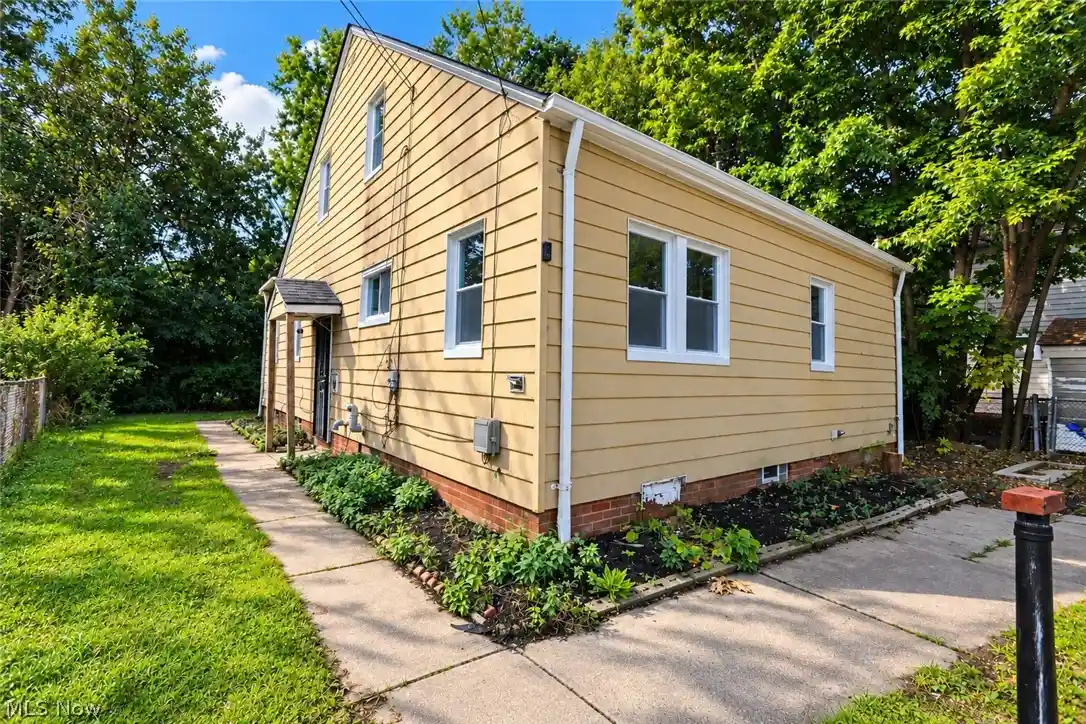 Photo 1 of Sale Pending at 10502 Park Hts Rd, Cleveland, OH 44104 | MLS# 5249553 | Listing updated on 2026-10-15