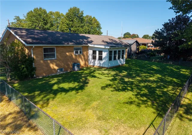 Photo 3 of Single family home for sale at 3312 Vair Ave, Parkersburg, WV 26104 | MLS# 5250256 | Listing updated on 2026-10-08