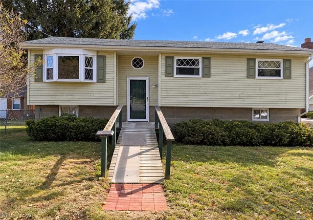 Photo 1 of Single family home for sale at 317 Arch St, Follansbee, WV 26037 | MLS# 5250268 | Listing updated on 2026-10-03