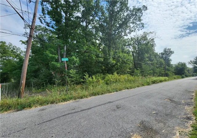 Photo 1 of Land for sale at 3841 Lorain Ave, Lorain, OH 44055 | MLS# 5250122 | Listing updated on 2026-10-03