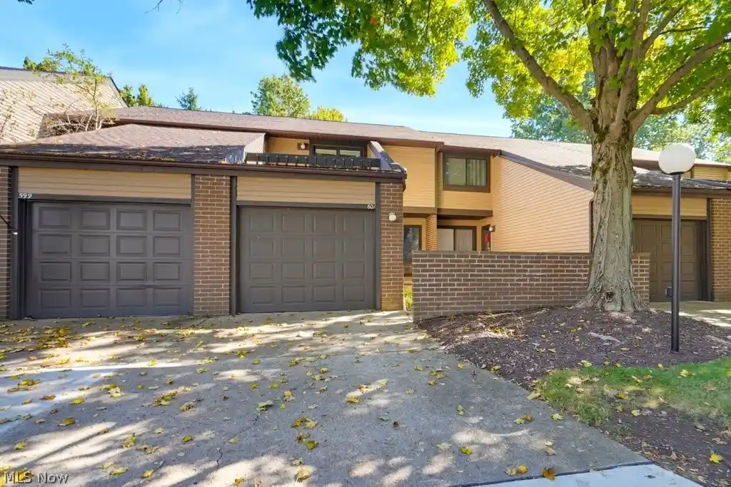 Listing Photo 1 - Condo for sale in 601 Dade Ln located at 601 Dade Ln, Cleveland, OH 44143 - Unit 601 Dade Ln