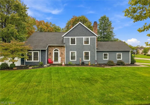 Photo 1 of Sale Pending at 16623 Woodshire Dr, Strongsville, OH 44149 | MLS# 5250288 | Listing updated on 2026-10-05